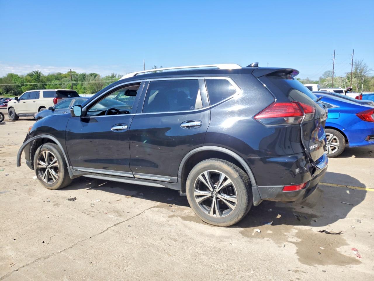 2017 NISSAN ROGUE SL photo 3