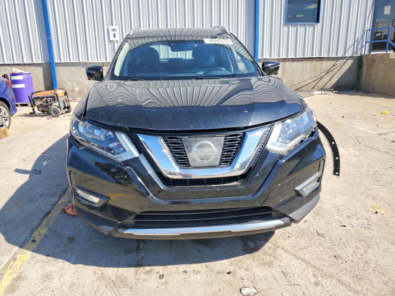2017 NISSAN ROGUE SL photo 9