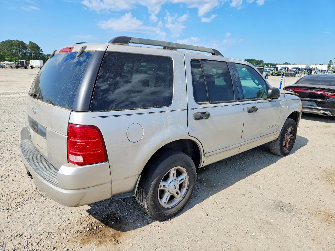 2005 FORD EXPLORER XLT photo 7