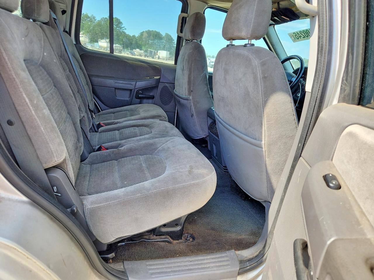 2005 FORD EXPLORER XLT photo 31