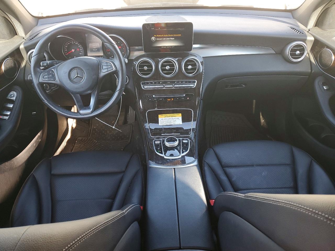 2017 MERCEDES-BENZ GLC 300 4MATIC photo 15