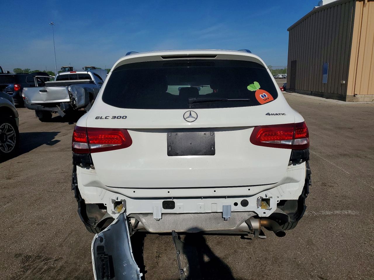 2017 MERCEDES-BENZ GLC 300 4MATIC photo 11