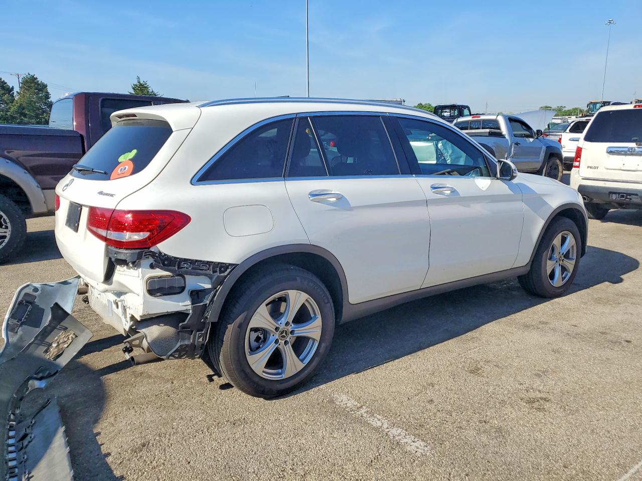 2017 MERCEDES-BENZ GLC 300 4MATIC photo 5