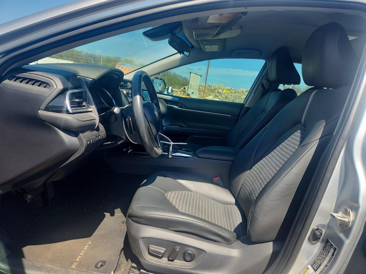 2018 TOYOTA CAMRY L photo 13