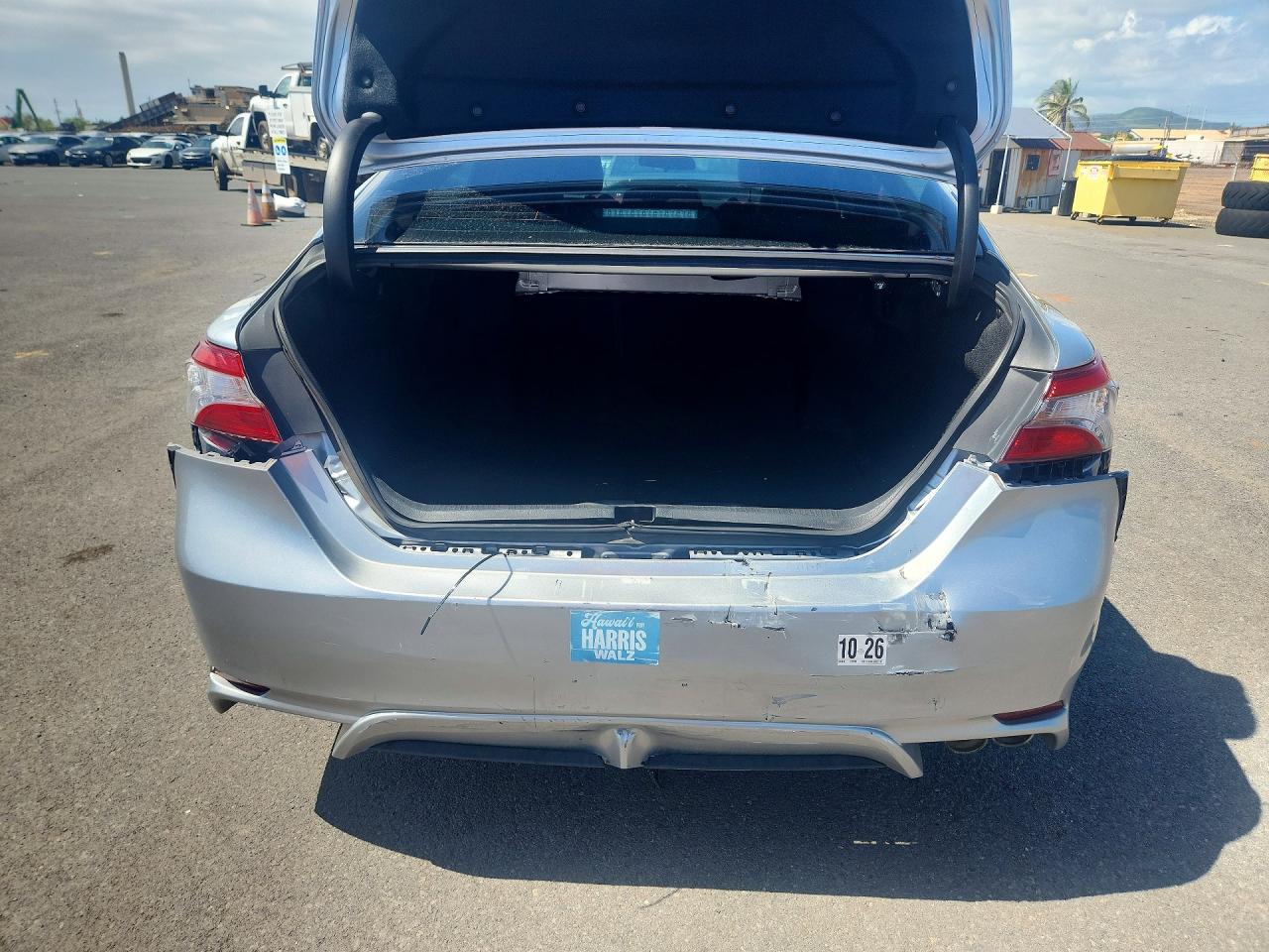 2018 TOYOTA CAMRY L photo 11