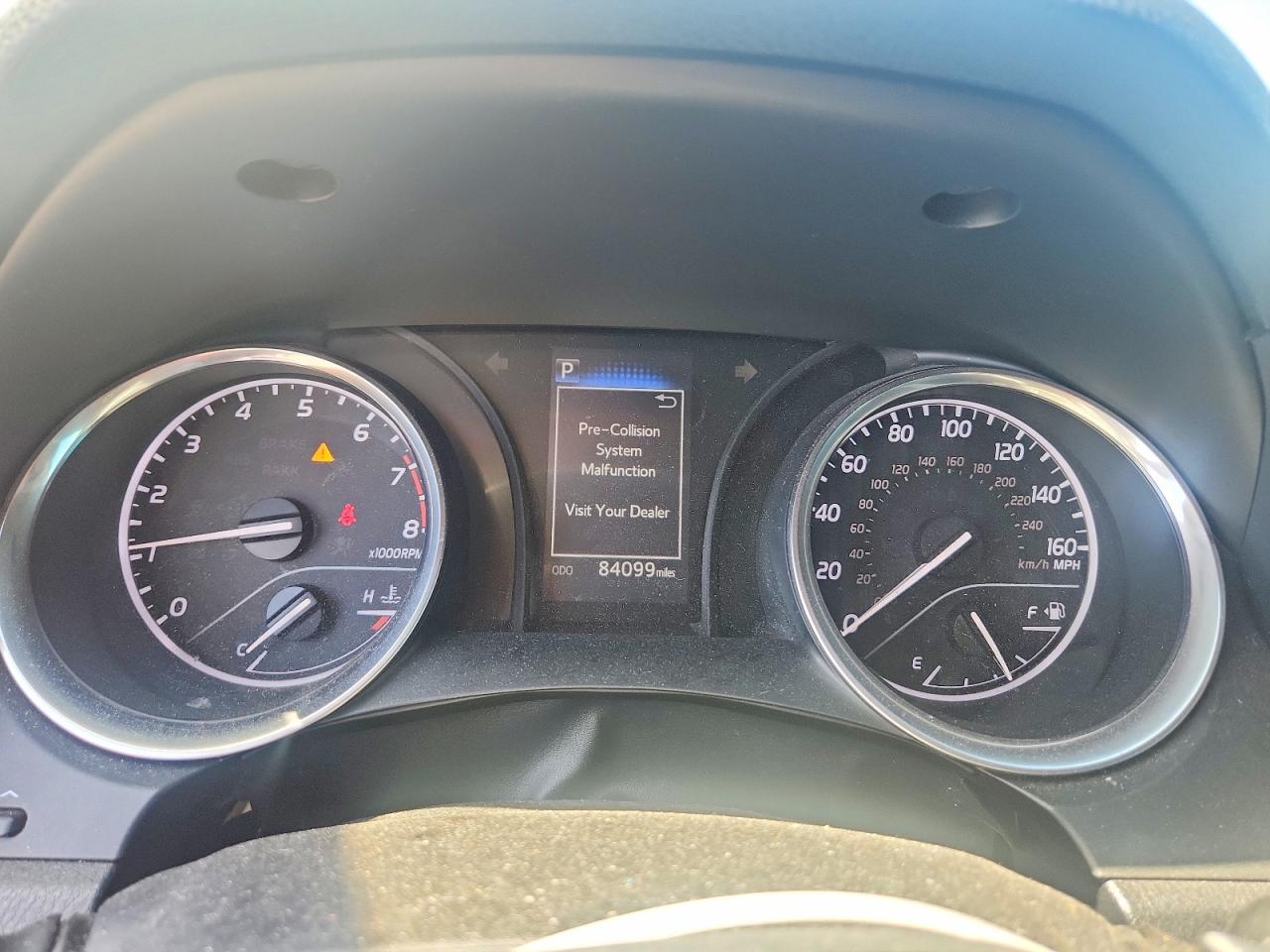 2018 TOYOTA CAMRY L photo 17