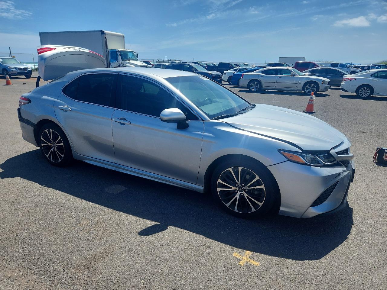 2018 TOYOTA CAMRY L photo 7