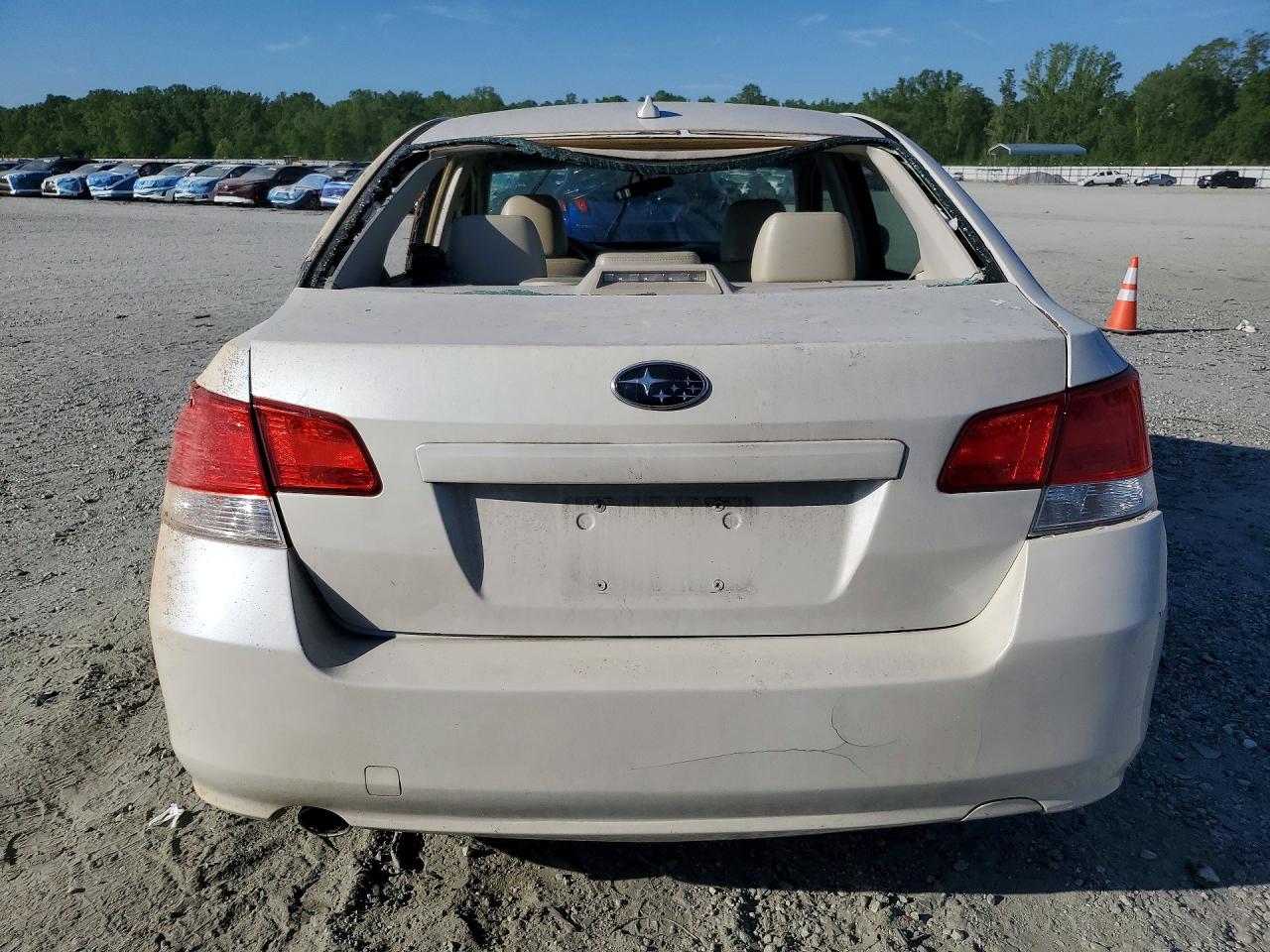 2013 SUBARU LEGACY 2.5I LIMITED photo 11