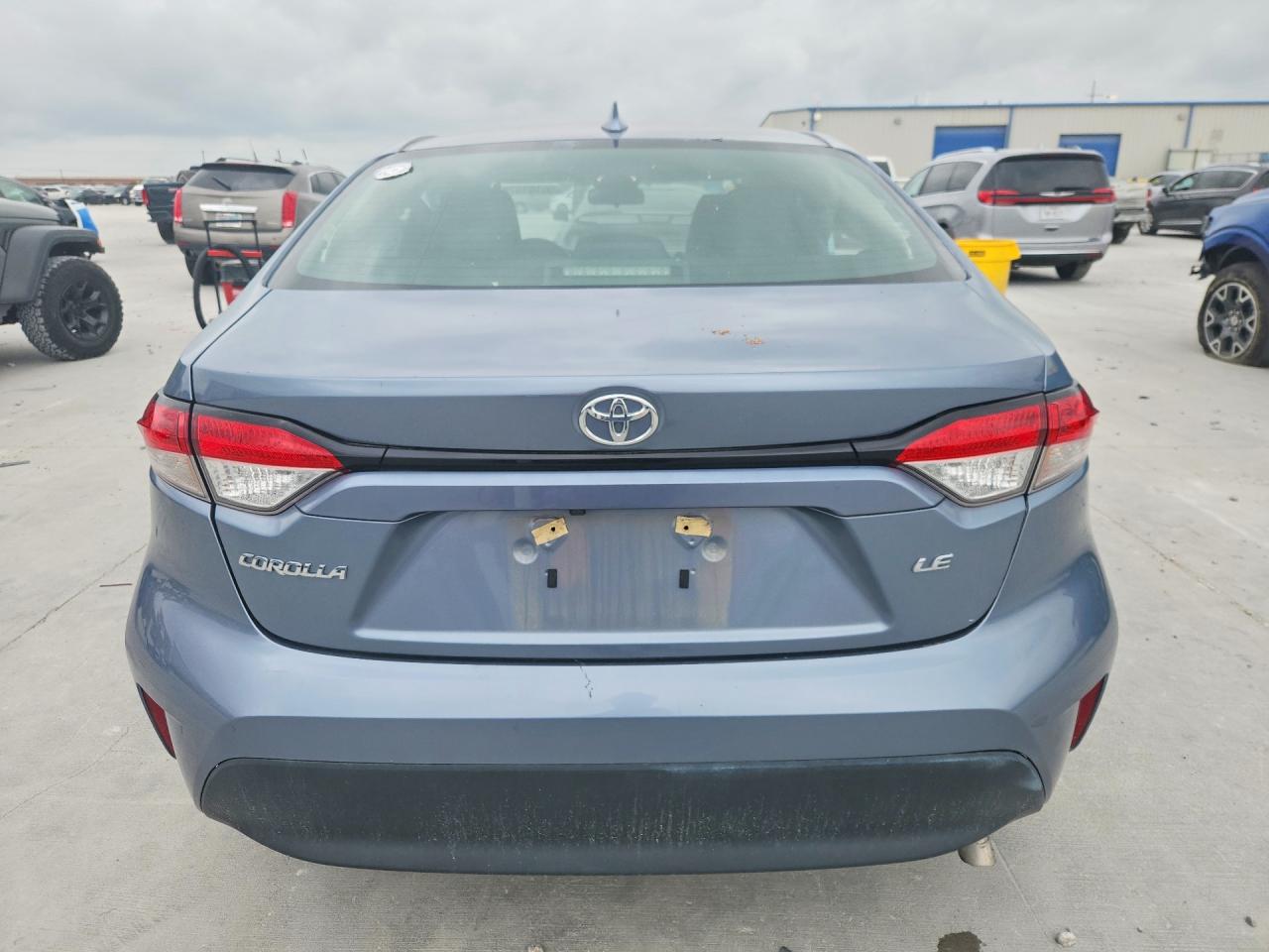 2023 TOYOTA COROLLA LE photo 11