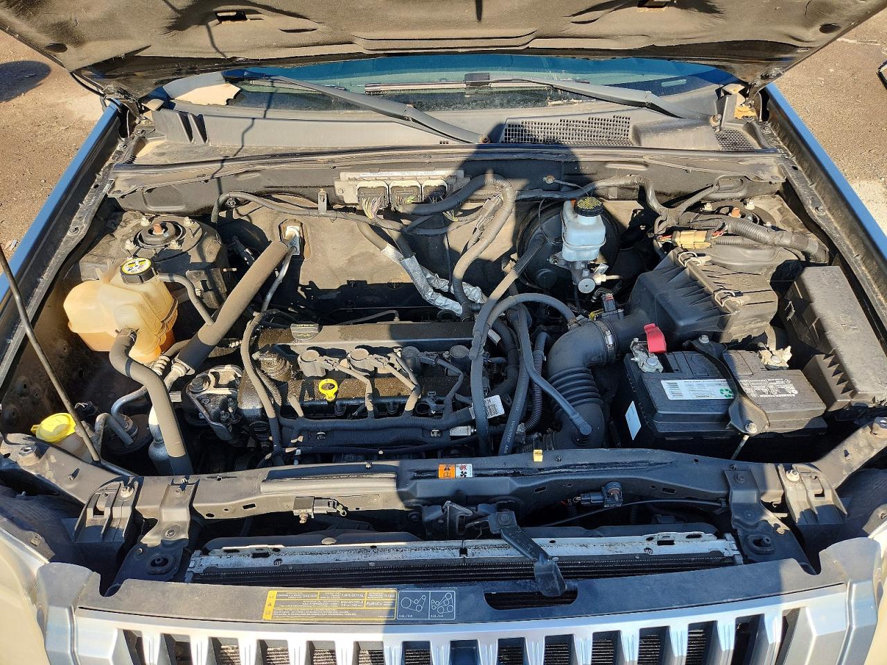 2010 MERCURY MARINER photo 11