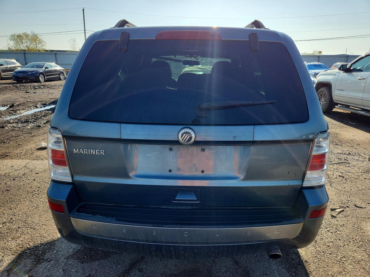 2010 MERCURY MARINER photo 6