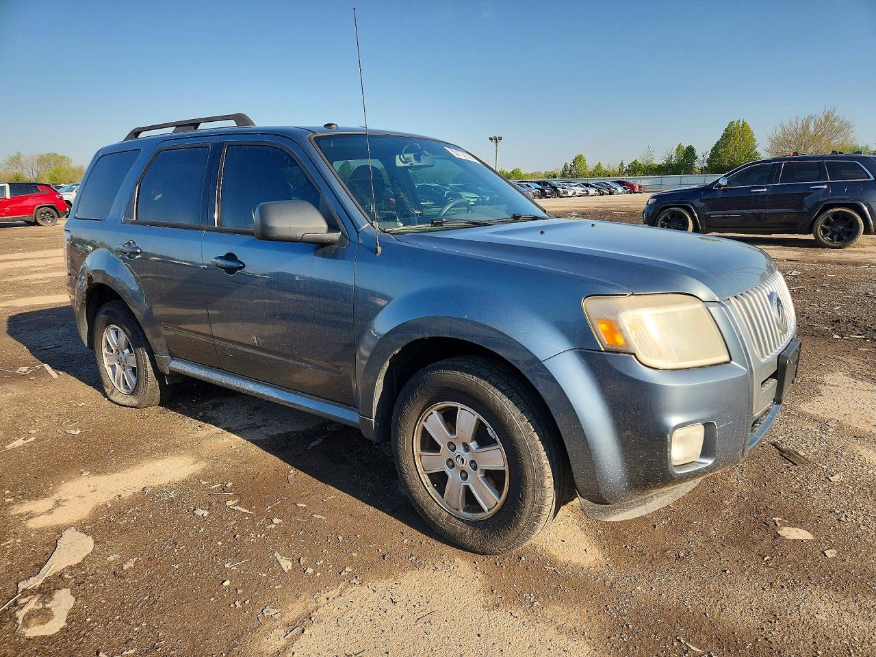 2010 MERCURY MARINER photo 4