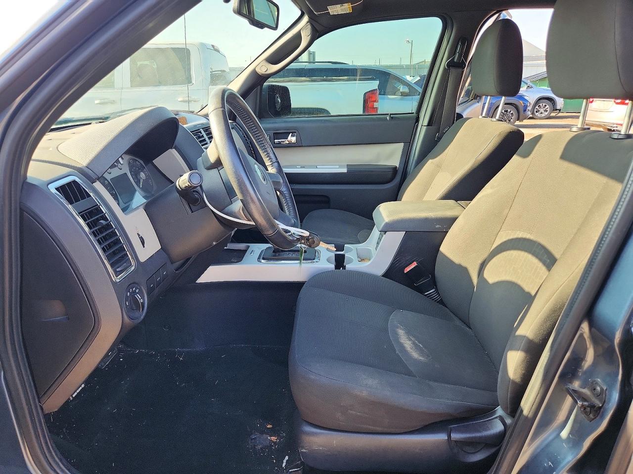 2010 MERCURY MARINER photo 7