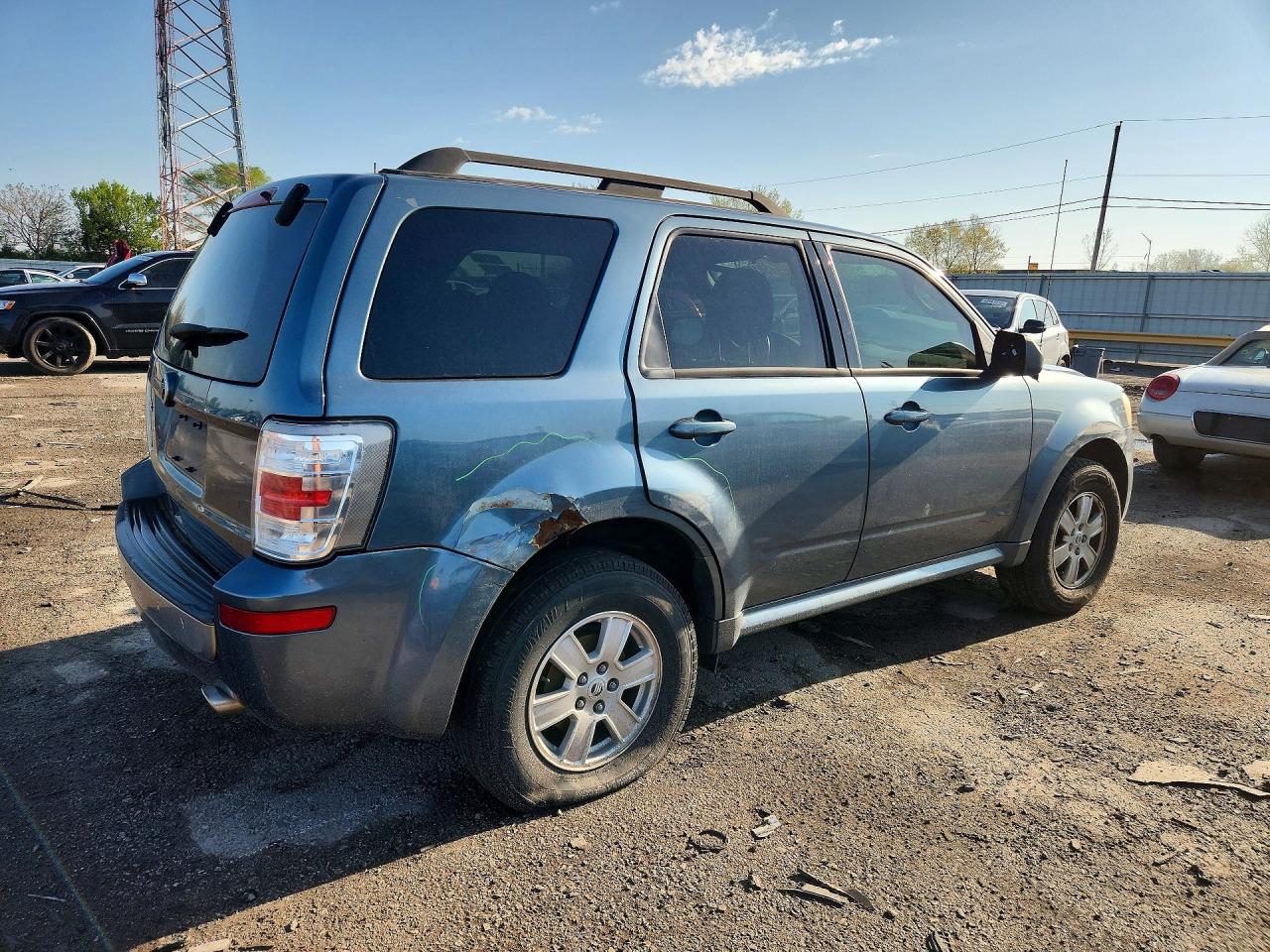 2010 MERCURY MARINER photo 3