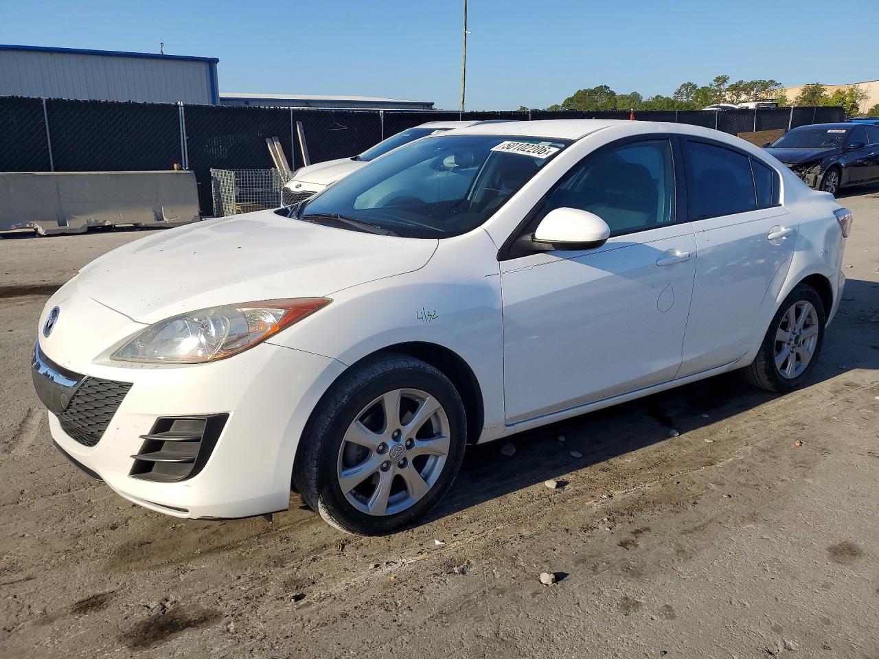 2010 MAZDA 3