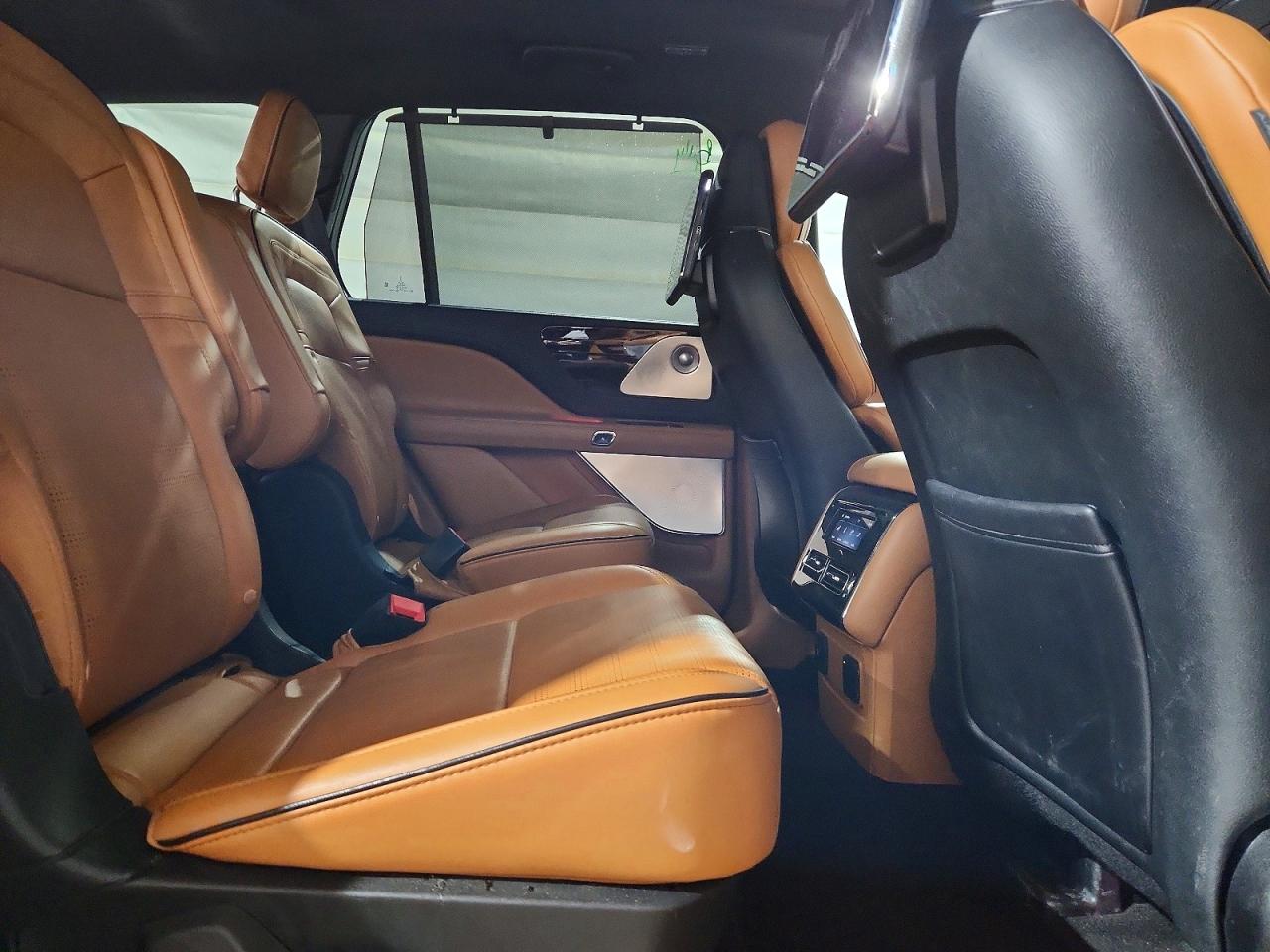 2023 LINCOLN AVIATOR BLACK LABEL photo 21