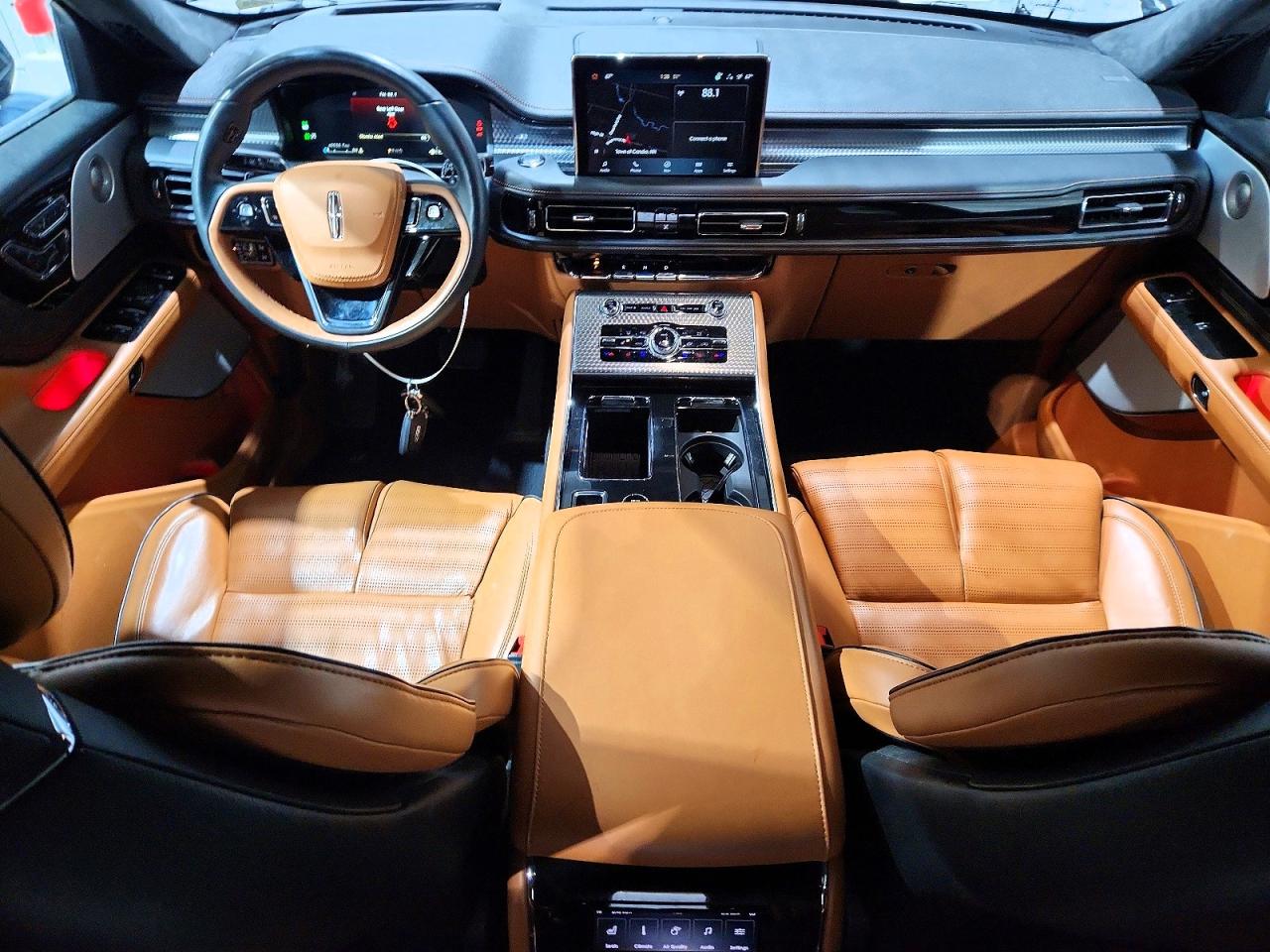 2023 LINCOLN AVIATOR BLACK LABEL photo 15
