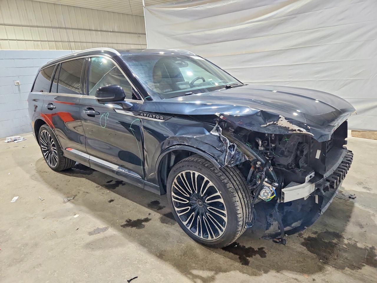 2023 LINCOLN AVIATOR BLACK LABEL photo 7