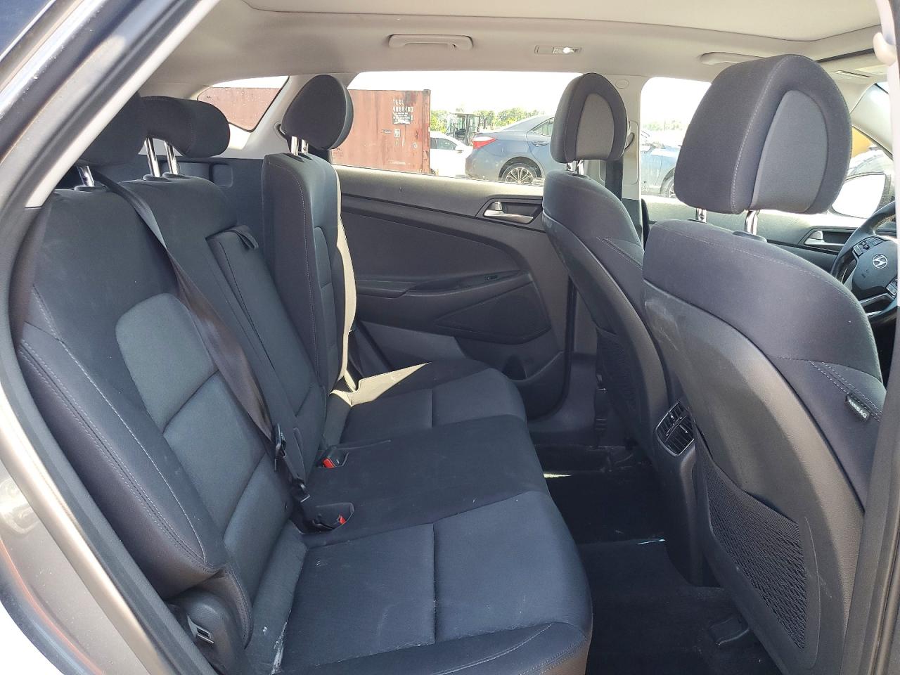 2018 HYUNDAI TUCSON VALUE photo 11