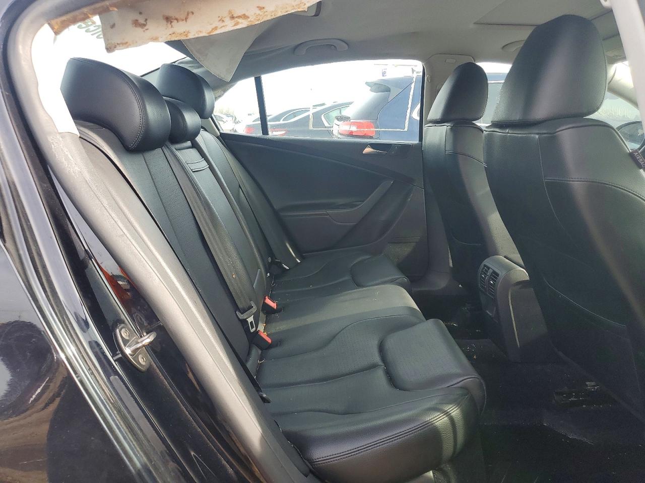 2010 VOLKSWAGEN PASSAT KOMFORT photo 19