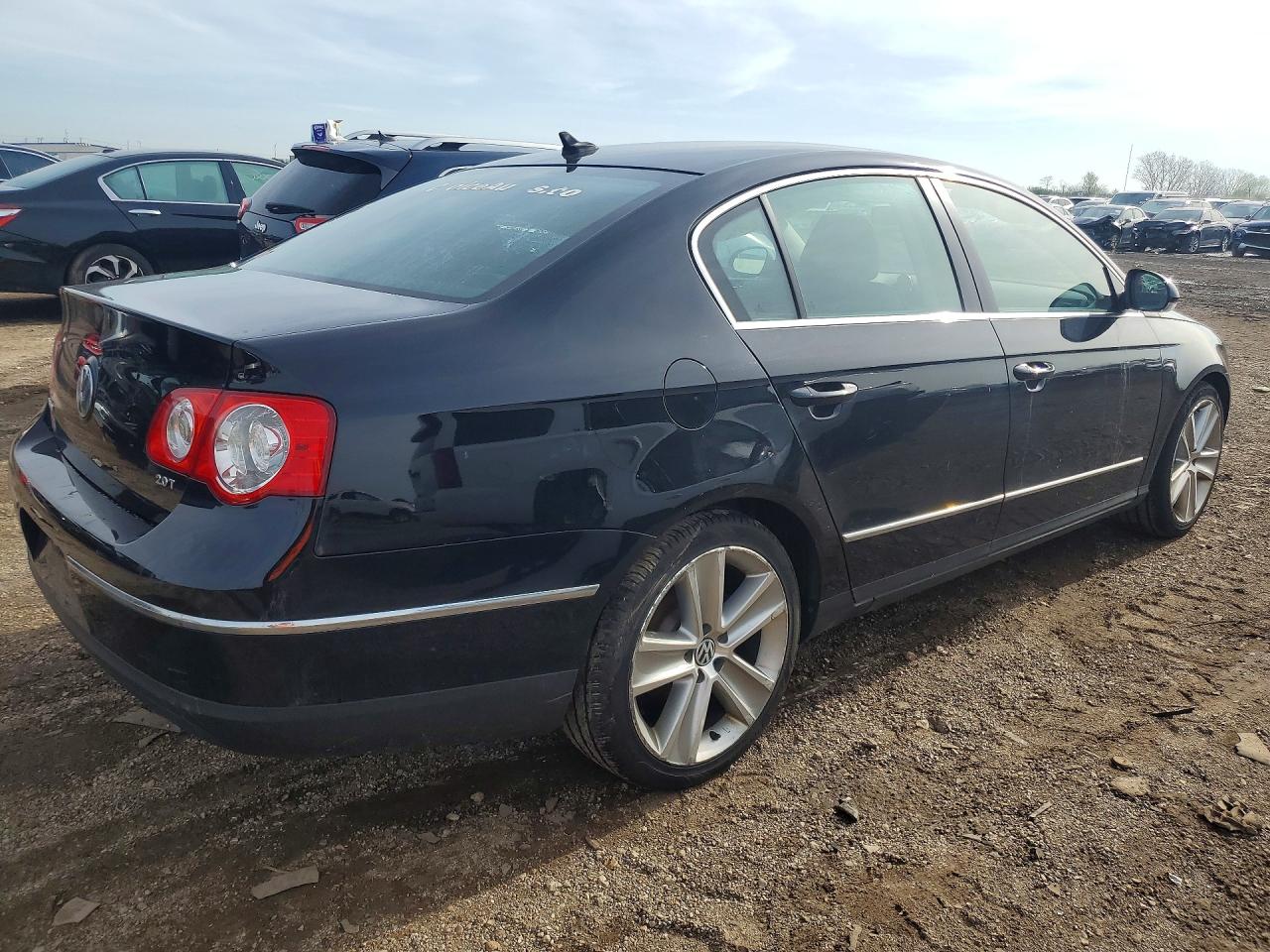 2010 VOLKSWAGEN PASSAT KOMFORT photo 5