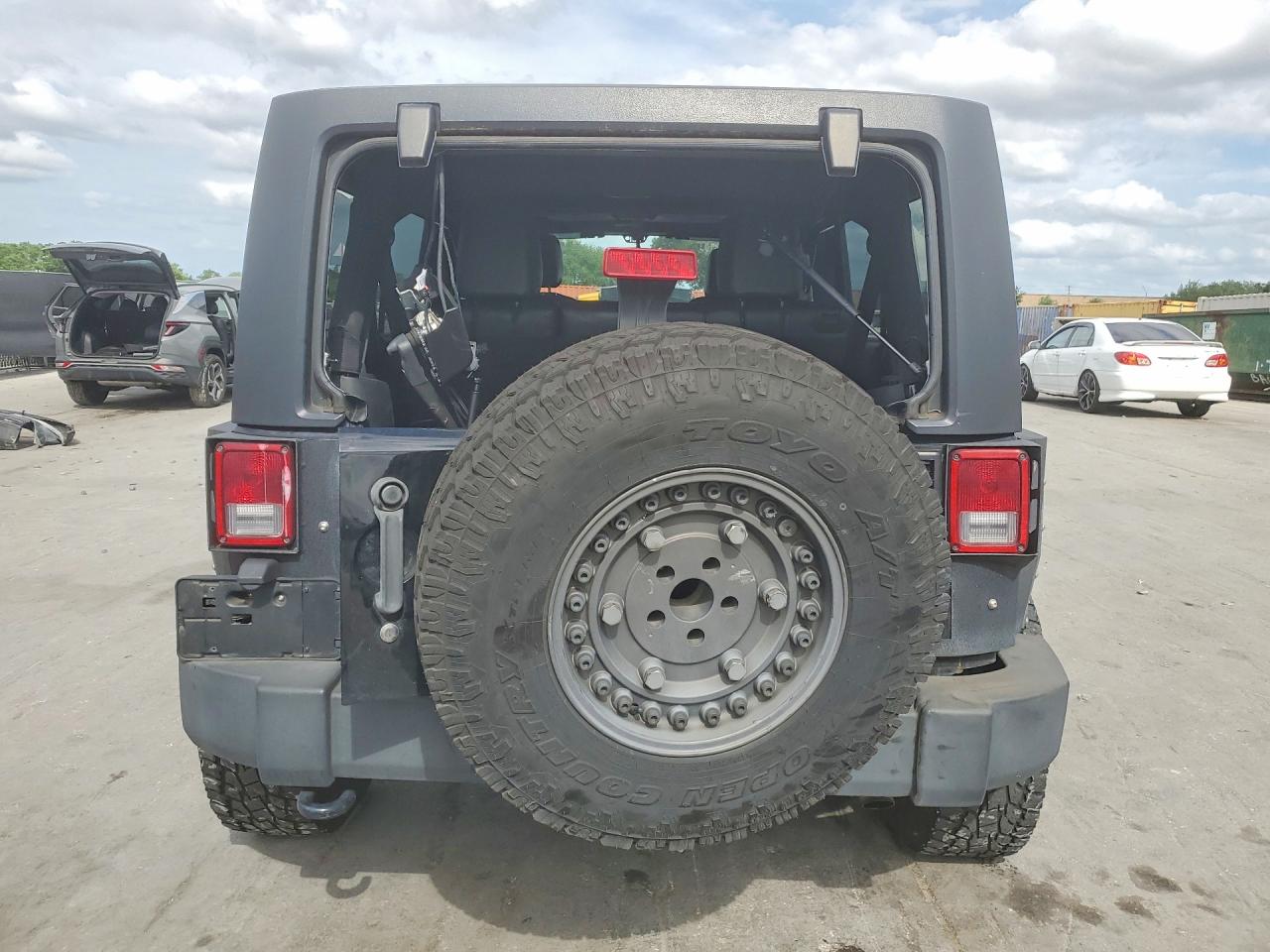 2018 JEEP WRANGLER UNLIMITED SPORT photo 11