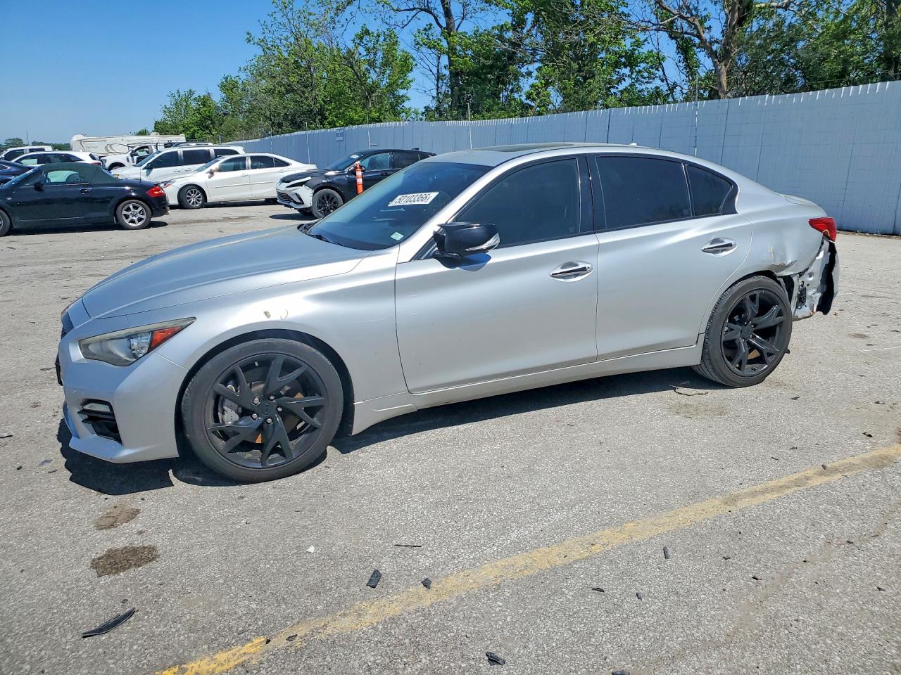 2015 INFINITI Q50