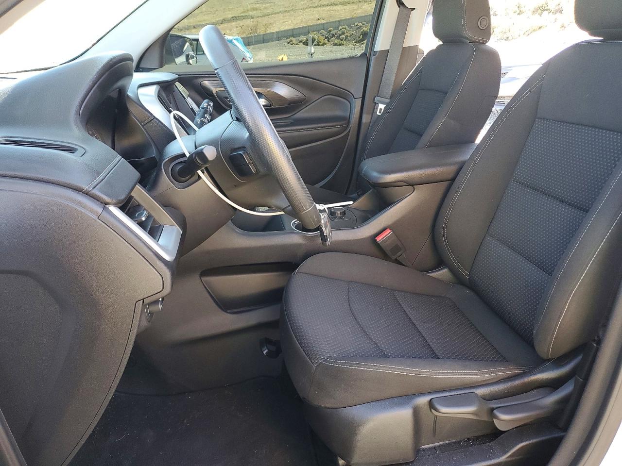 2024 GMC TERRAIN SLE photo 13