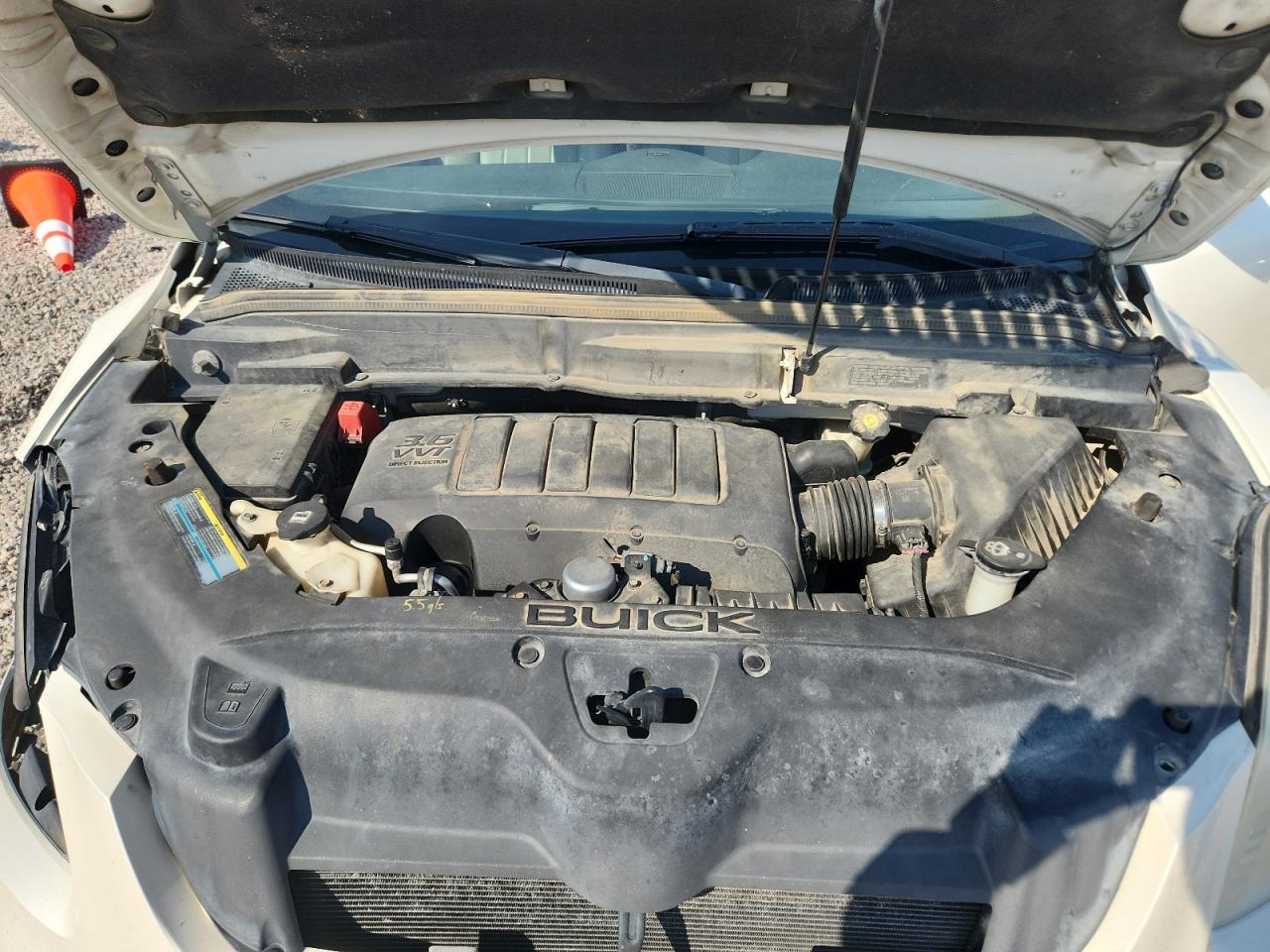 2010 BUICK ENCLAVE CXL photo 12