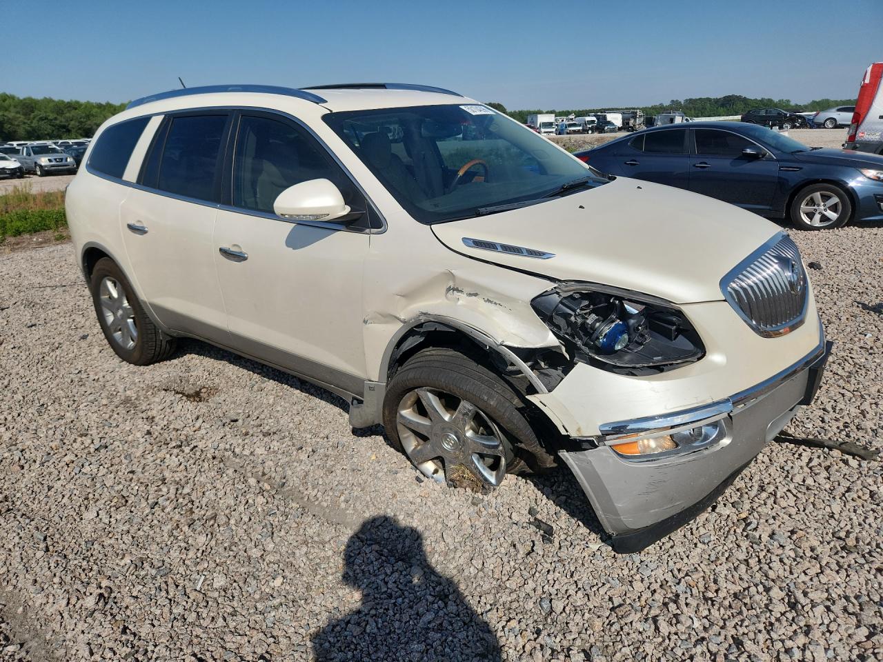 2010 BUICK ENCLAVE CXL photo 4