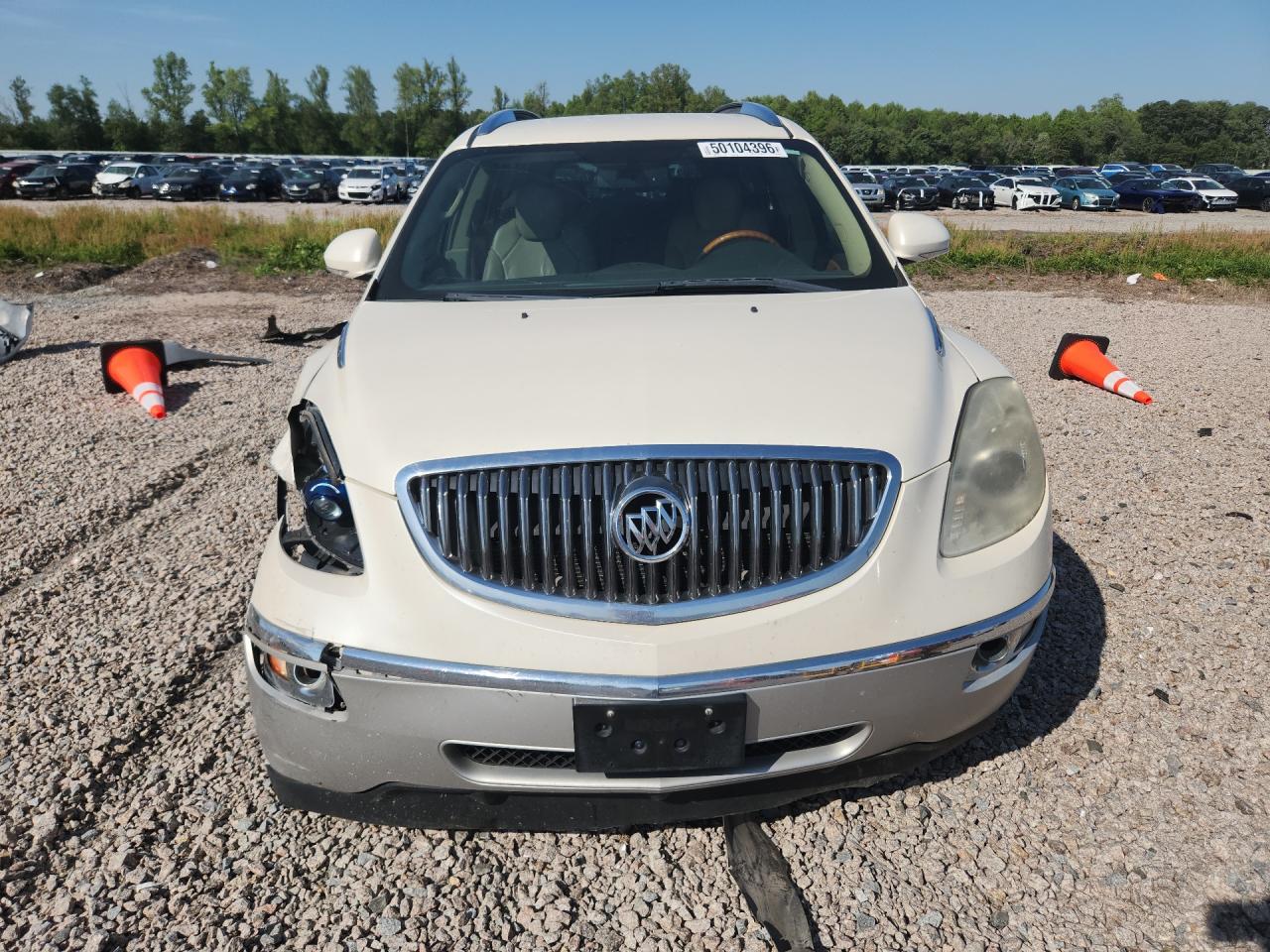 2010 BUICK ENCLAVE CXL photo 5