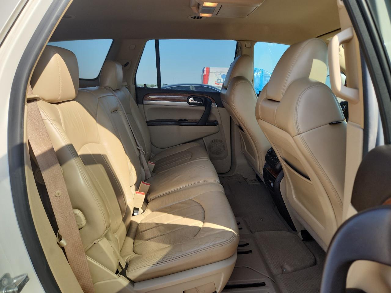 2010 BUICK ENCLAVE CXL photo 11