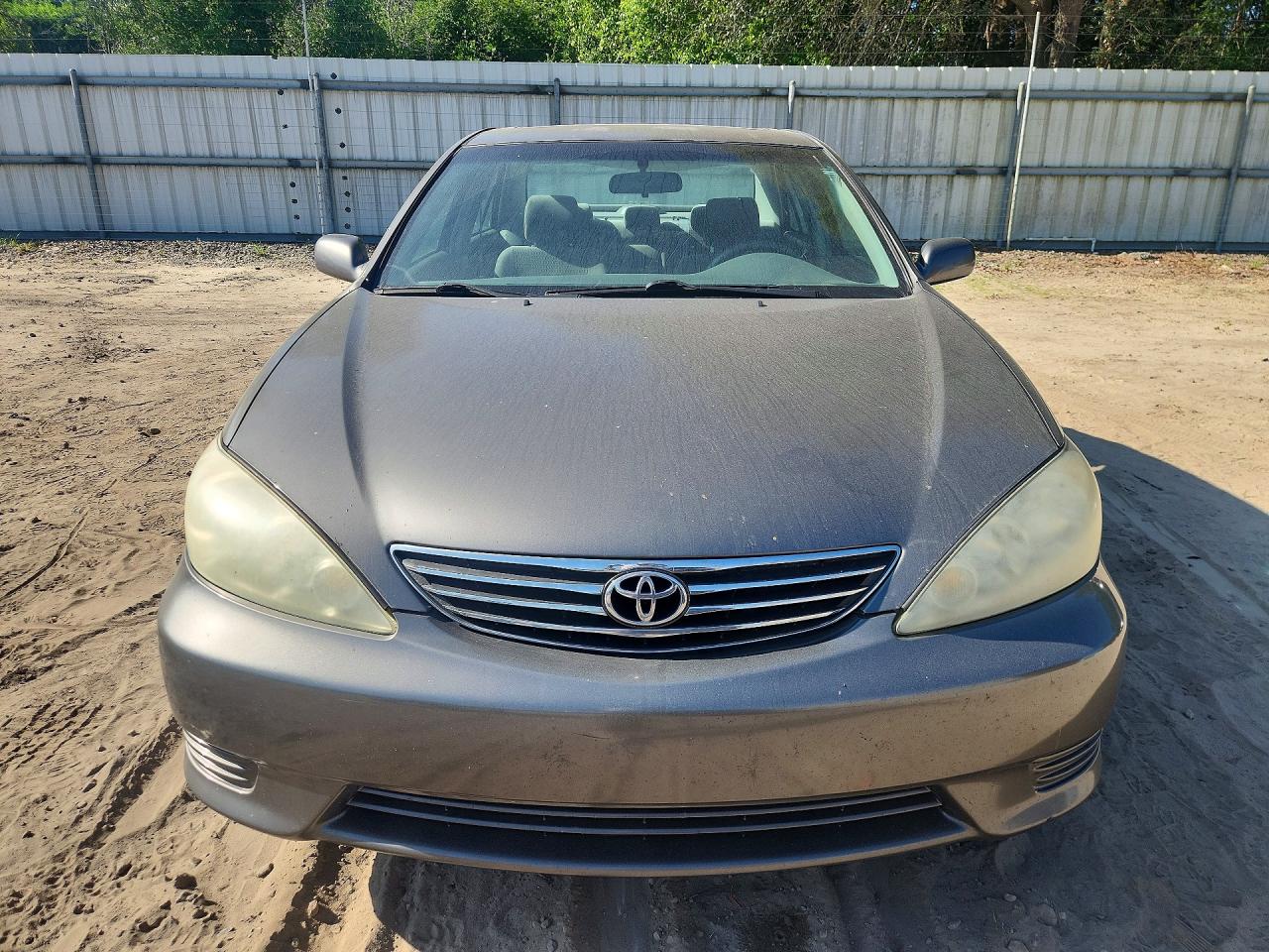 2005 TOYOTA CAMRY LE photo 9