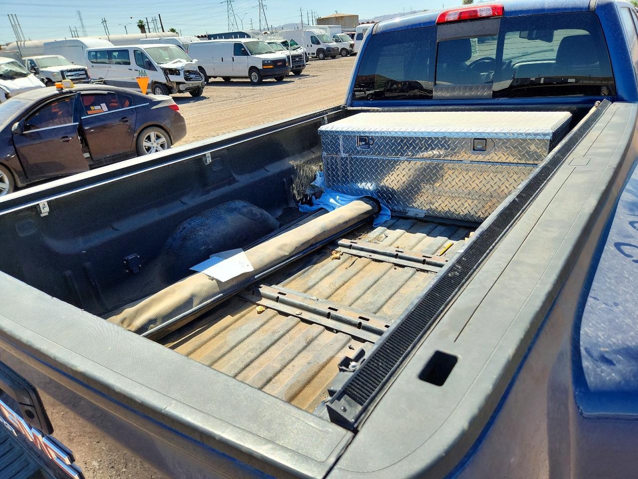 2015 GMC SIERRA K3500 SLT photo 19