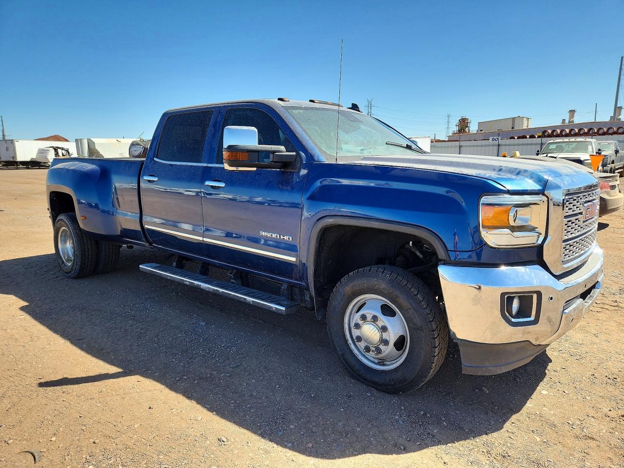 2015 GMC SIERRA K3500 SLT photo 7