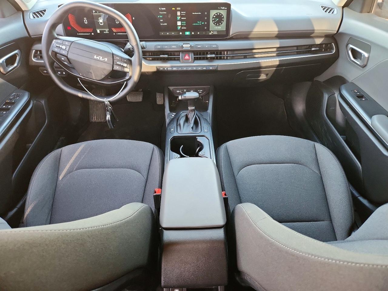 2025 KIA K4 LXS photo 8