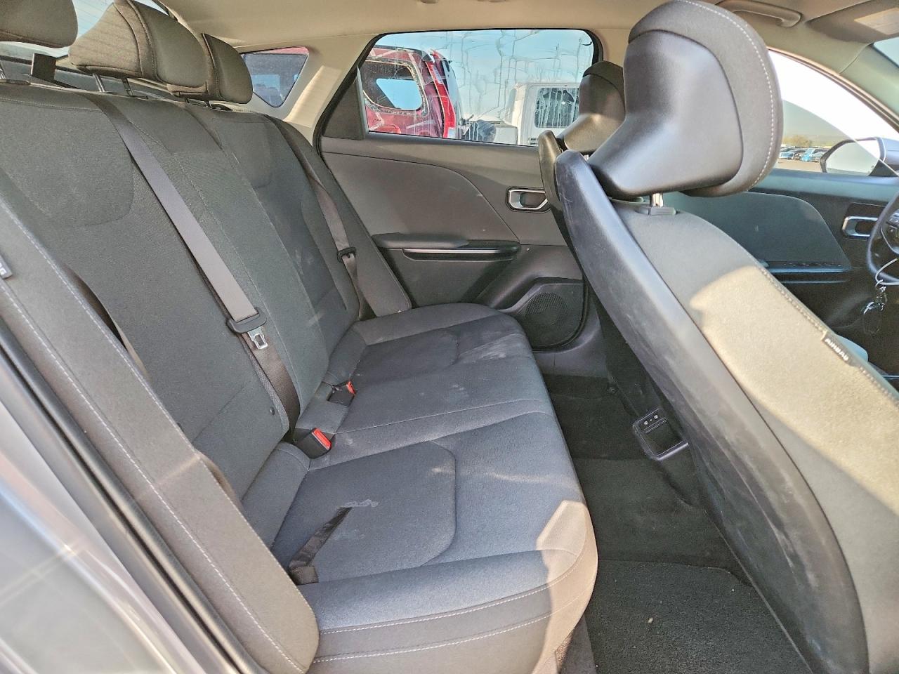 2025 KIA K4 LXS photo 10