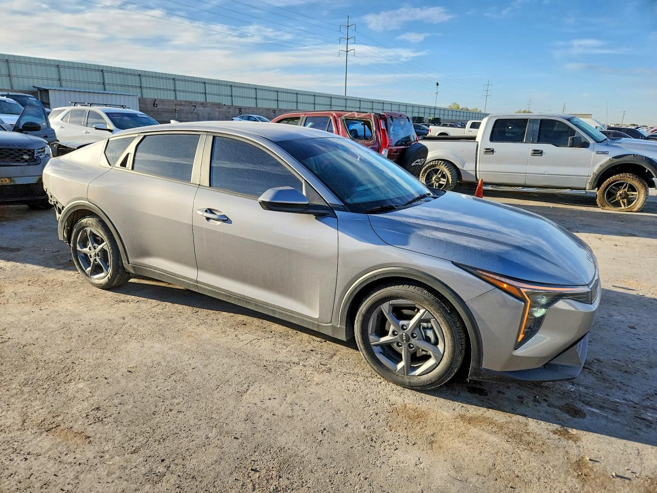 2025 KIA K4 LXS photo 4