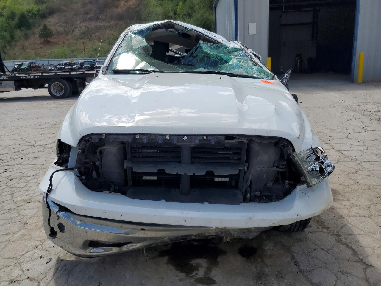 2019 RAM 1500 CLASSIC SLT photo 9
