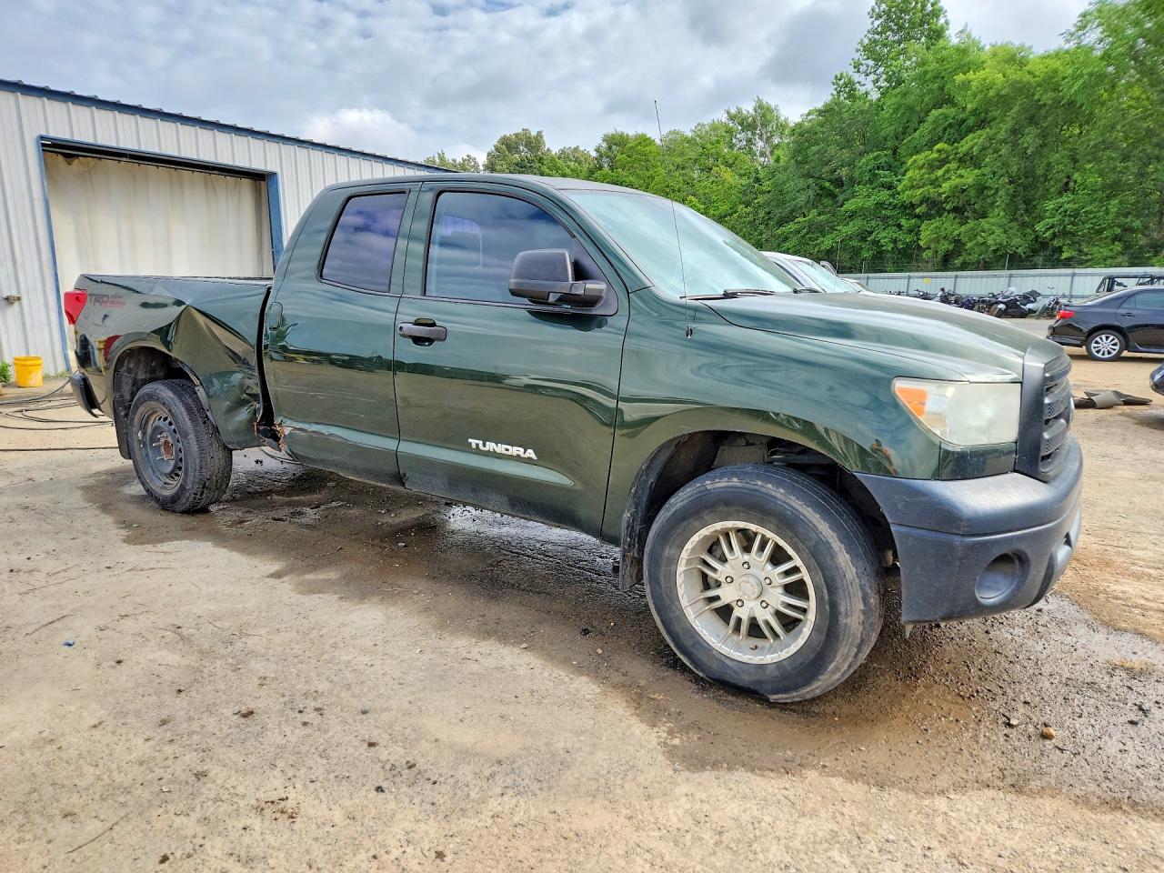 2013 TOYOTA TUNDRA DOUBLE CAB SR5 photo 10