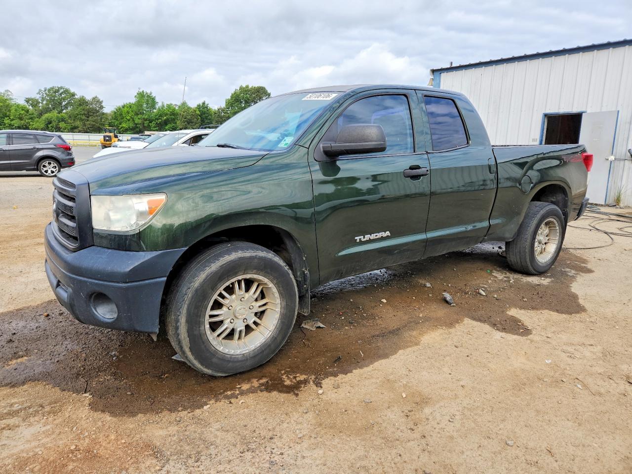 2013 TOYOTA TUNDRA