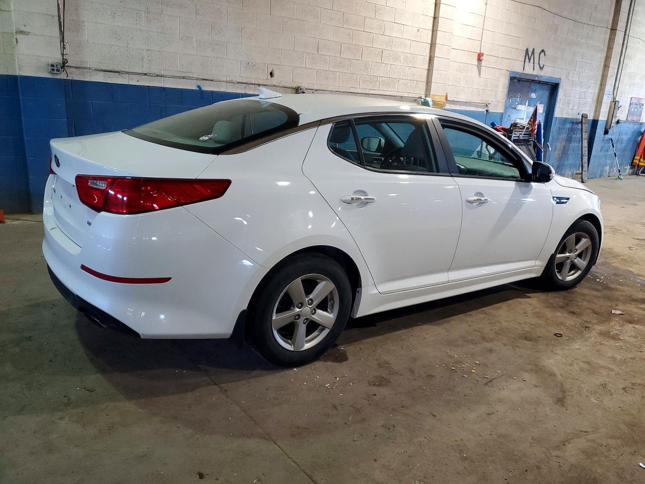 2015 KIA OPTIMA LX photo 5
