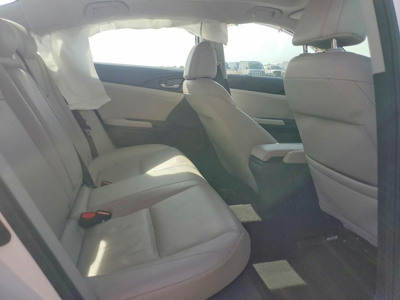 2019 HONDA INSIGHT TOURING photo 10