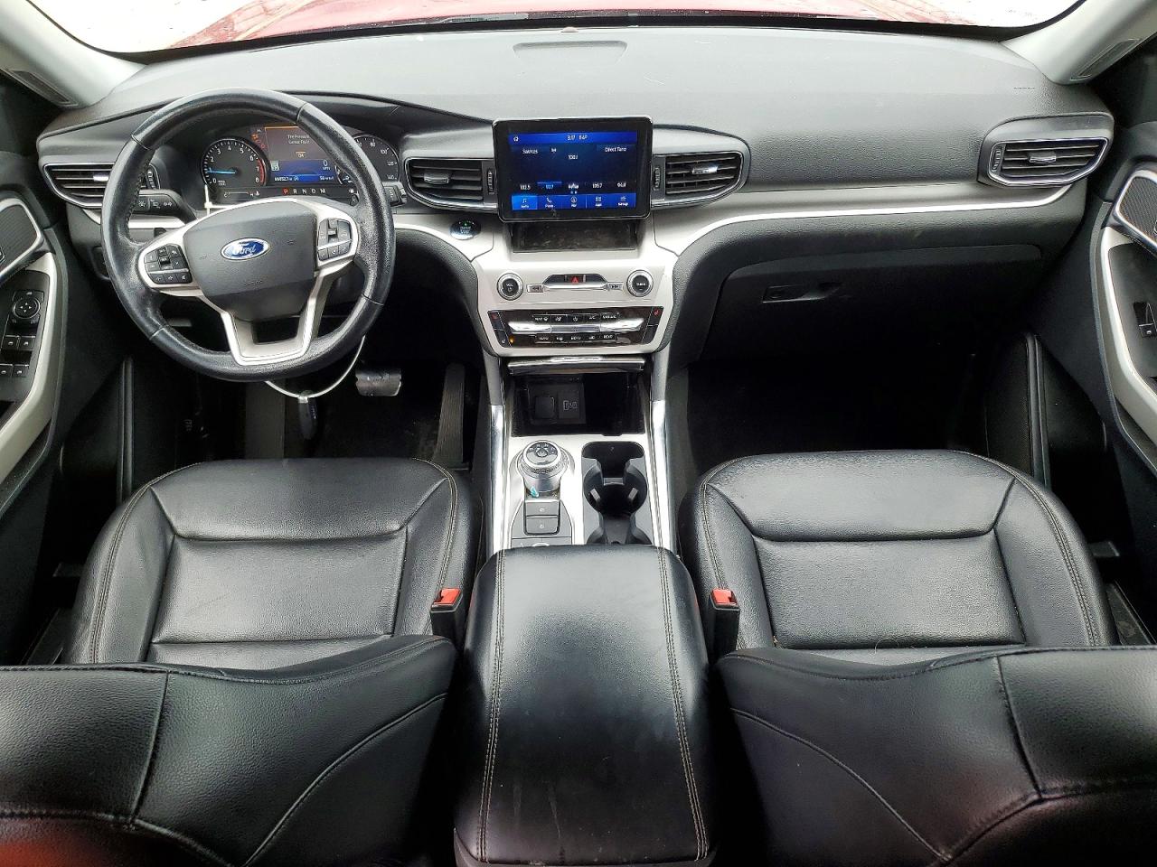 2021 FORD EXPLORER XLT photo 8