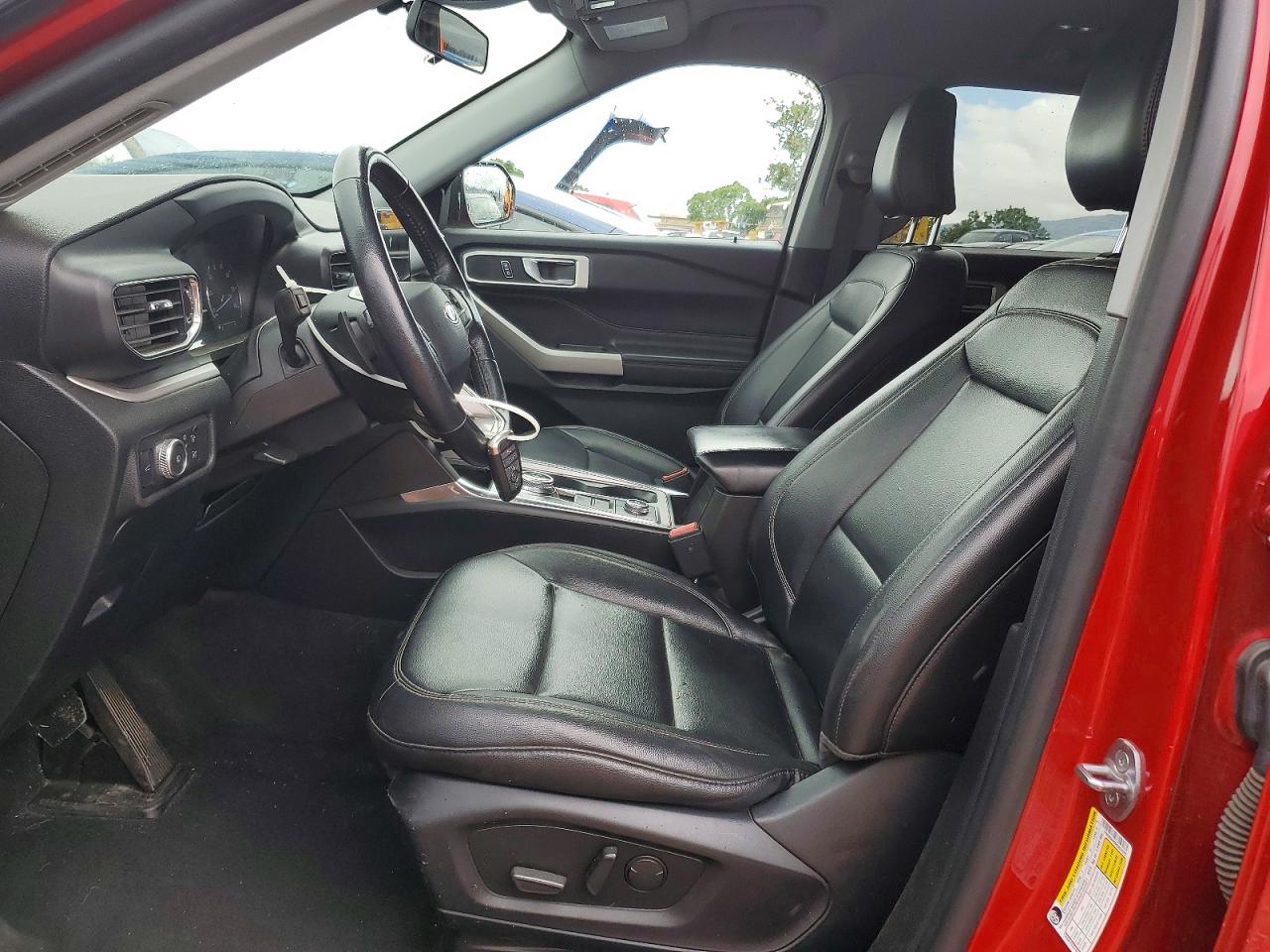 2021 FORD EXPLORER XLT photo 7