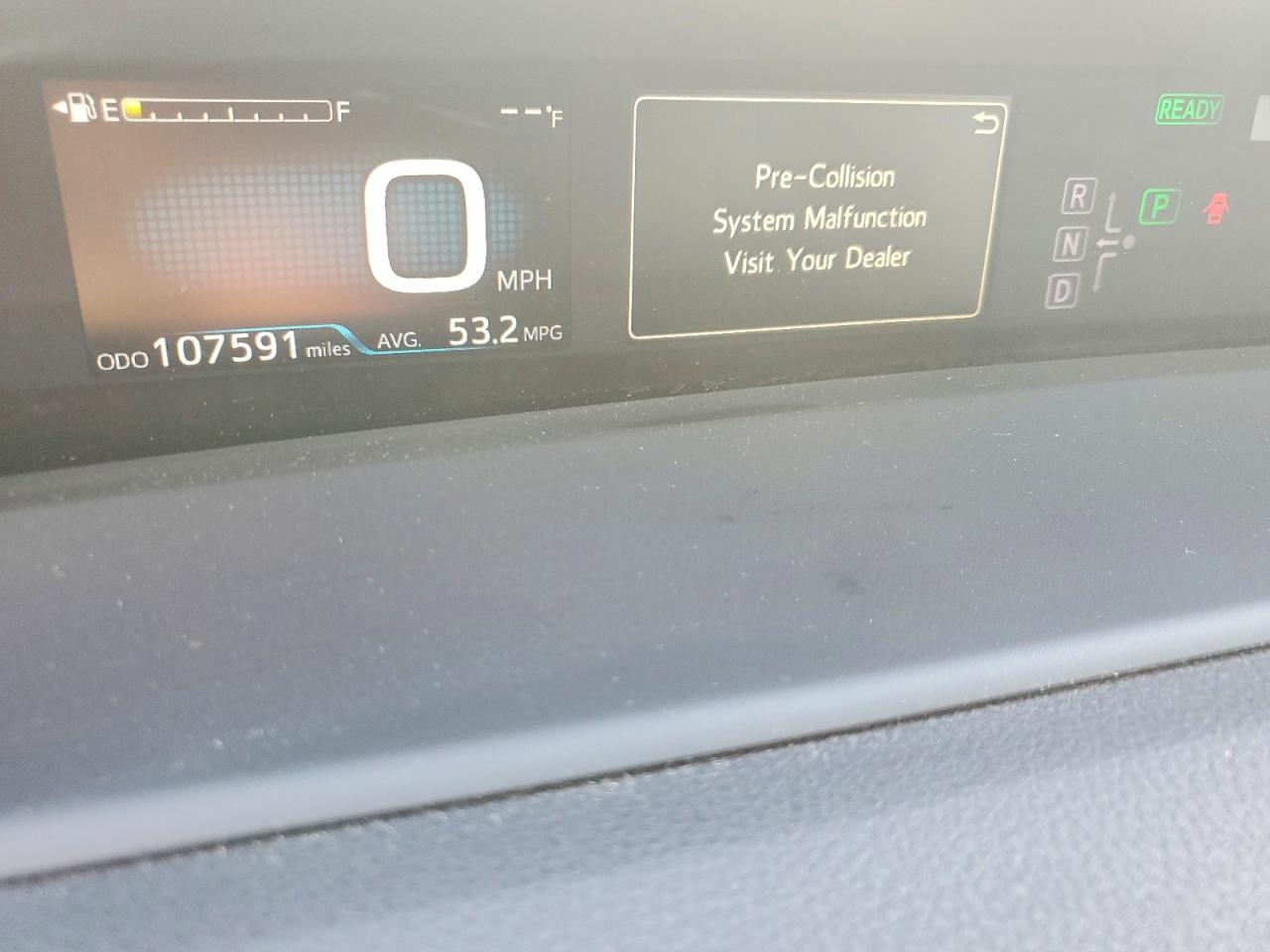 2017 TOYOTA PRIUS THREE photo 17