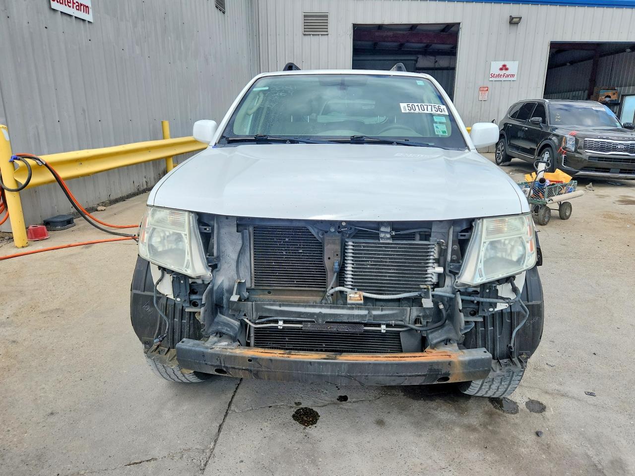 2011 NISSAN PATHFINDER S photo 13