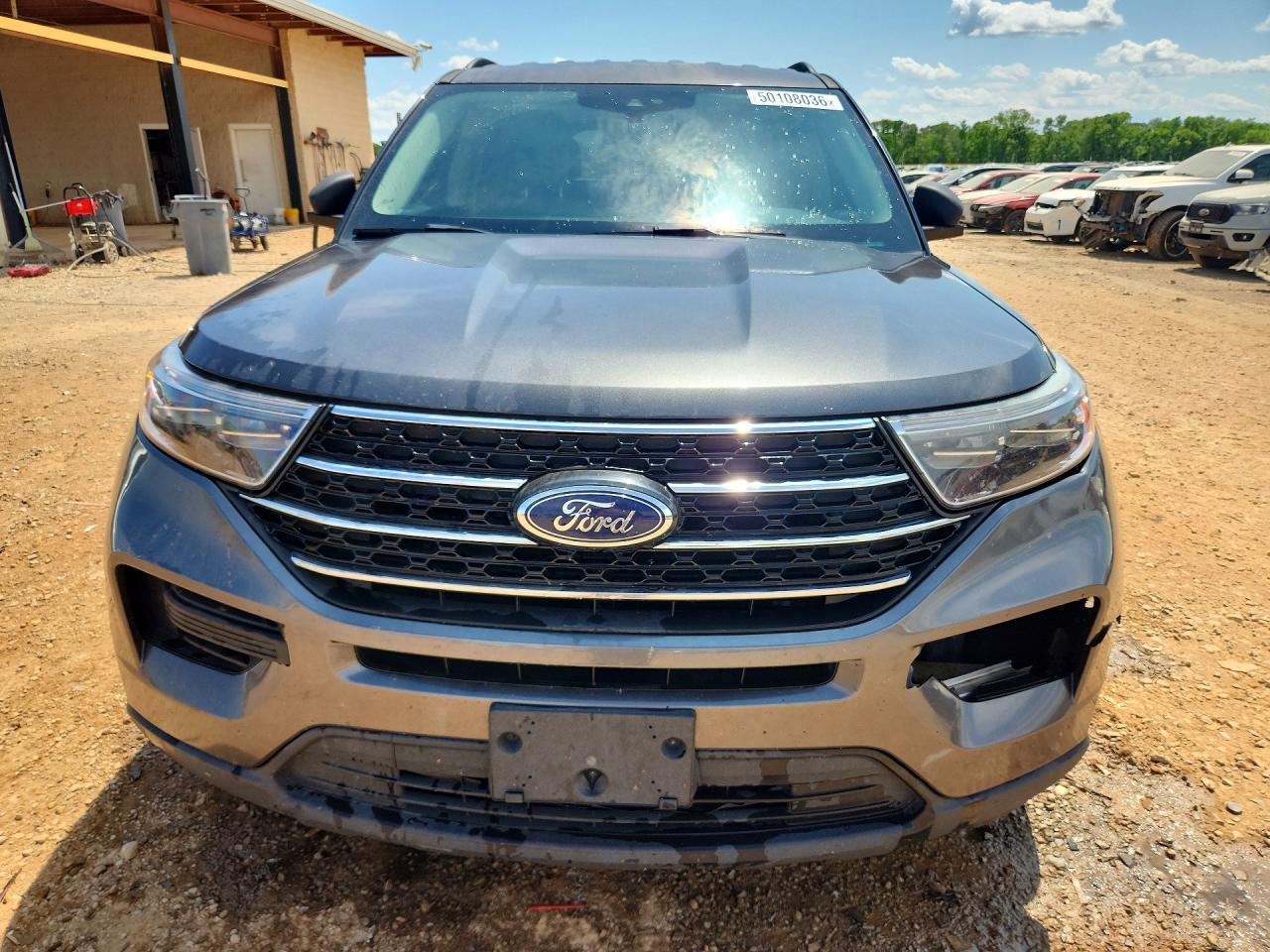 2020 FORD EXPLORER XLT photo 9
