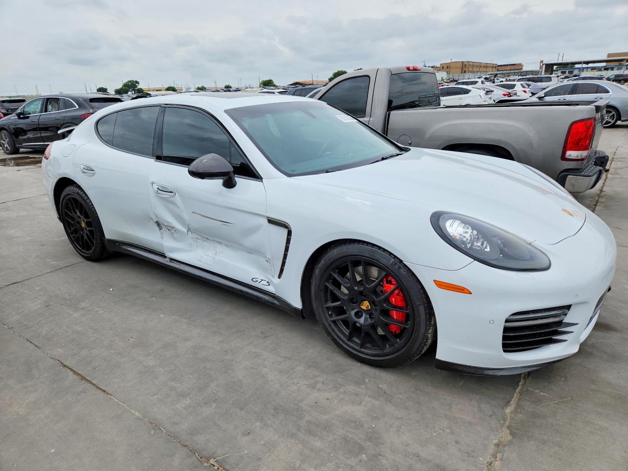 2016 PORSCHE PANAMERA GTS photo 4