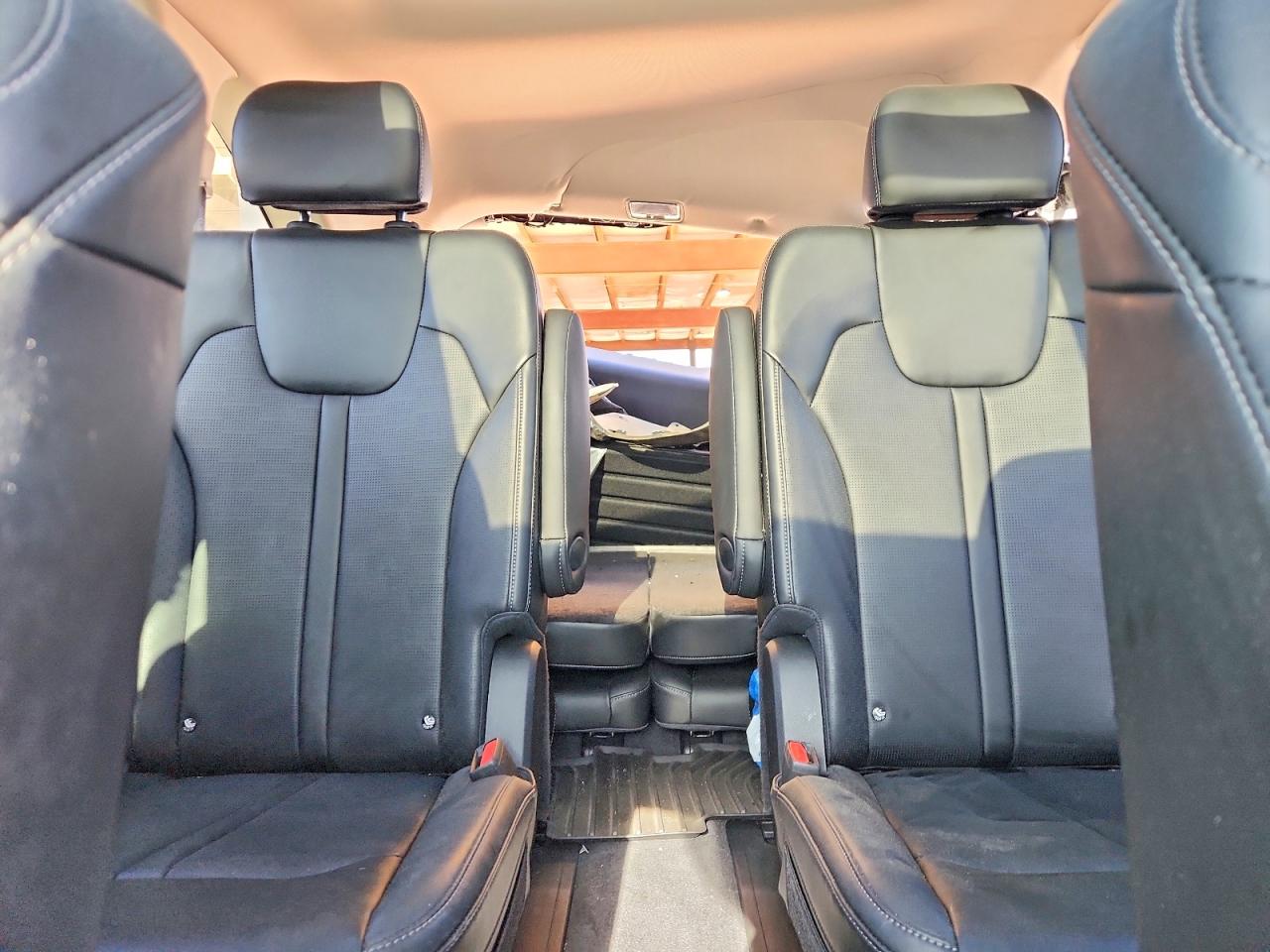 2024 KIA SORENTO EX photo 19